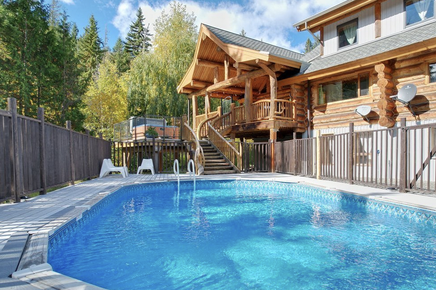 Cabin with a pool.